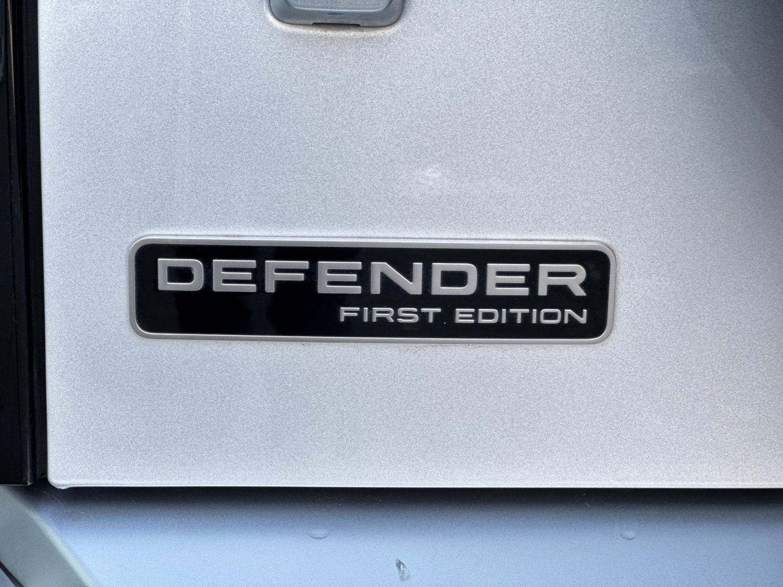 Used 2020 Silver Land Rover First Edition image 26