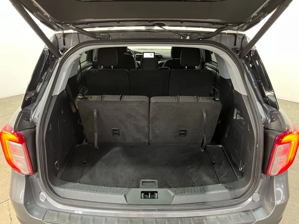 Used 2022 Gray Ford XLT image 13