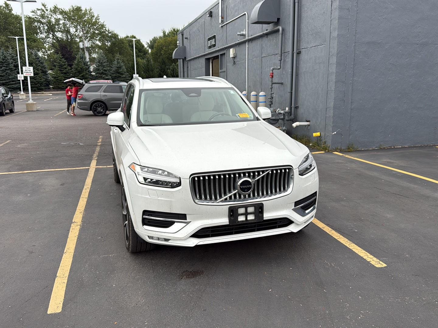Used 2023 Crystal White Metallic Volvo Plus image 11