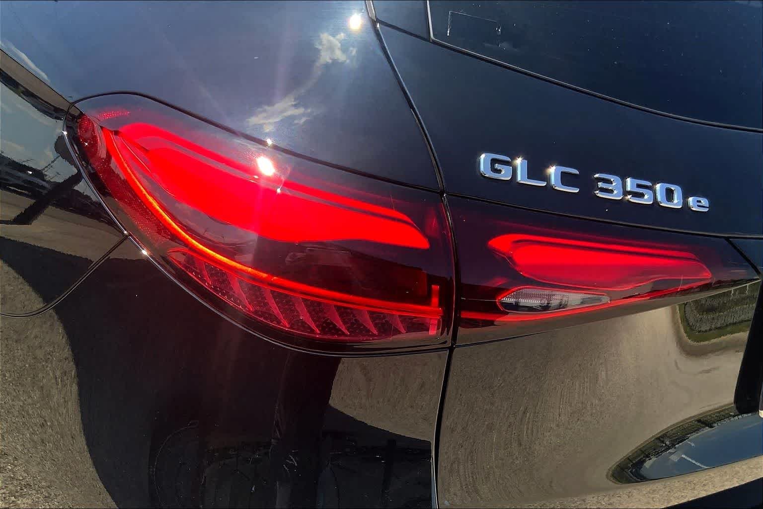 2025 Mercedes-Benz GLC Base - Photo 6
