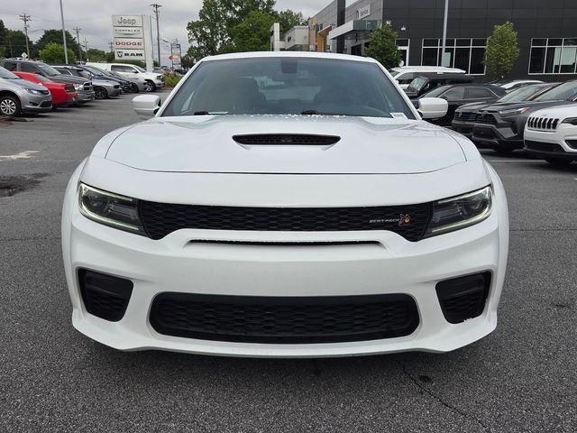 2C3CDXGJ8MH621744
