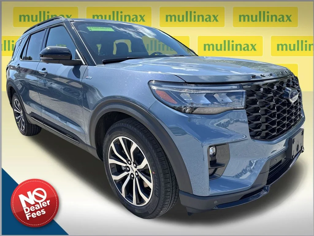 2026 Ford Explorer ST-LINE RWD's photo