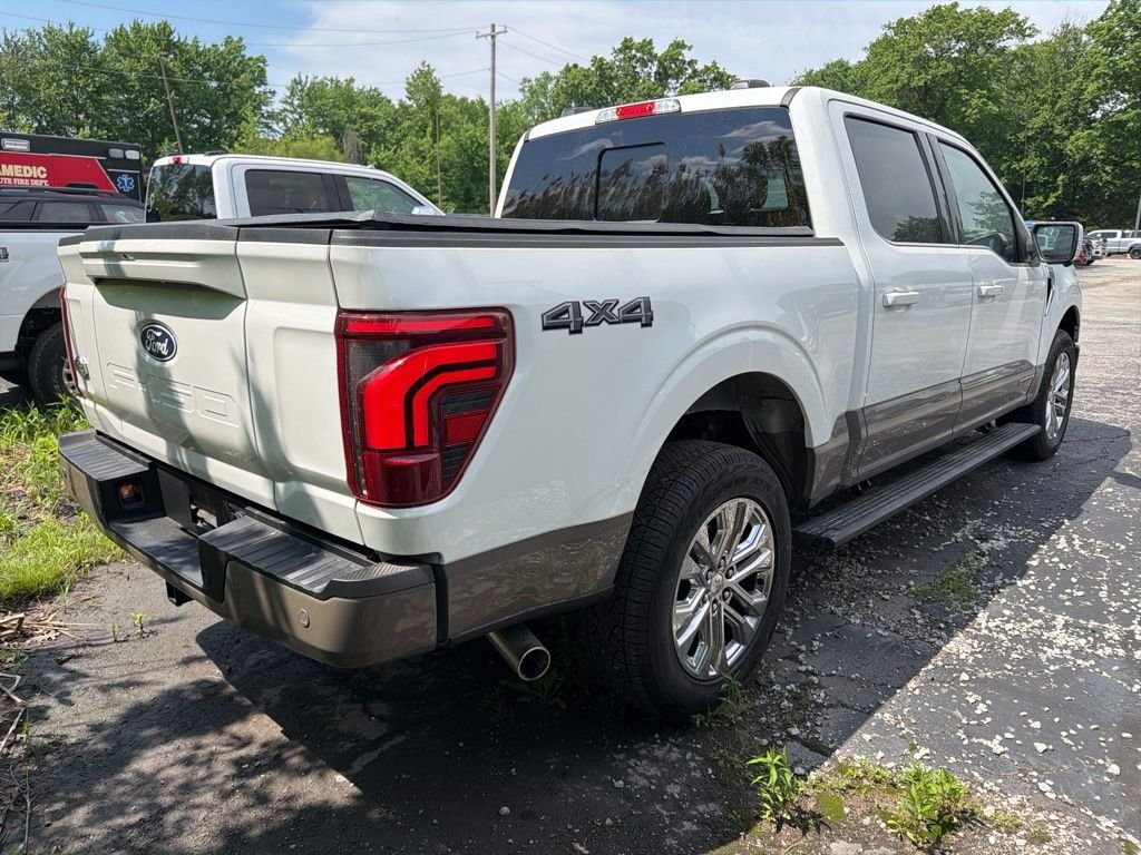 Used 2025 Star White Ford King Ranch image 5