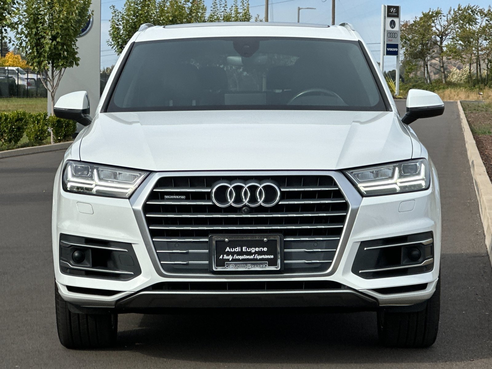 Used 2019  Audi 55 Prestige image 8