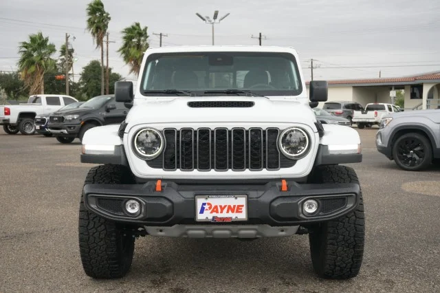 Used 2025 WHITE Jeep Mojave image 3