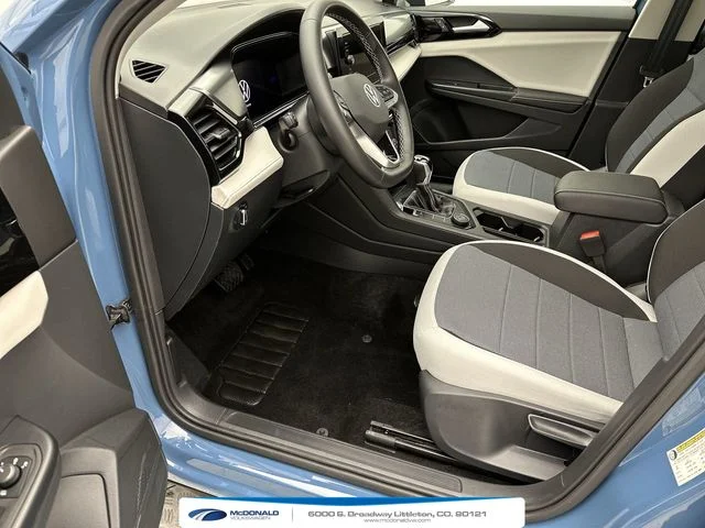 Used 2025 Blue Volkswagen 1.5T S image 11