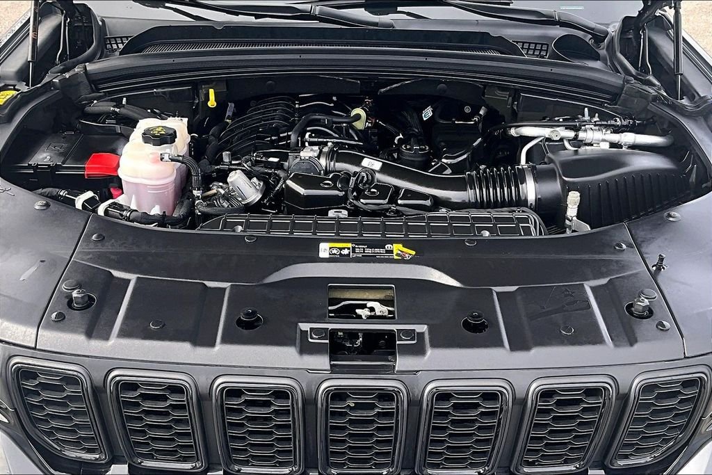 2023 Jeep Grand Cherokee Altitude - Photo 10