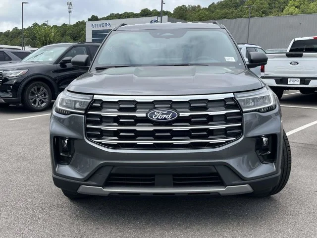 New 2027 Gray Ford Active image 6