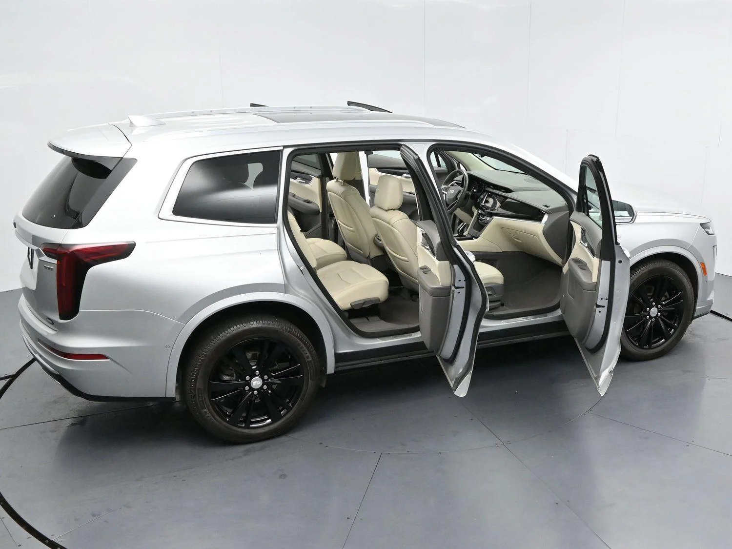 Used 2020 Radiant Silver Metallic Cadillac AWD Premium Luxury image 43