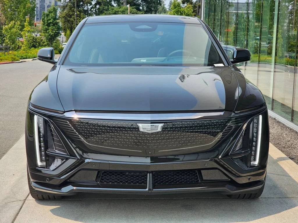 New 2026 Stellar Black Metallic Cadillac V-Series Premium image 8