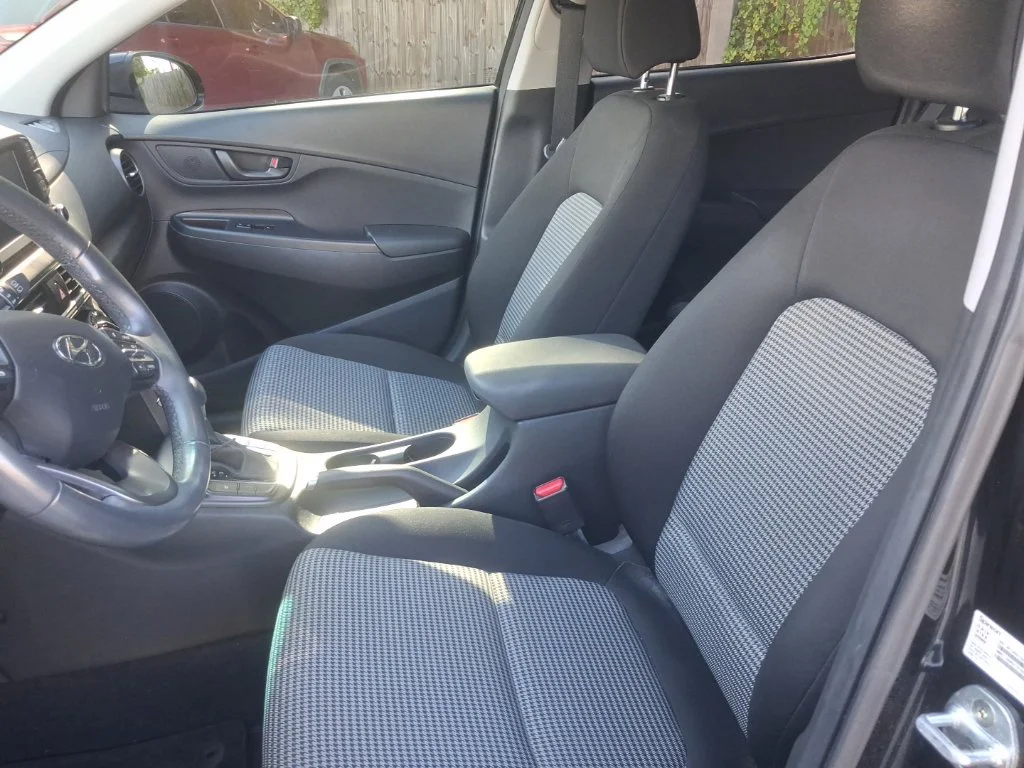 Used 2020 Black Hyundai SEL image 17