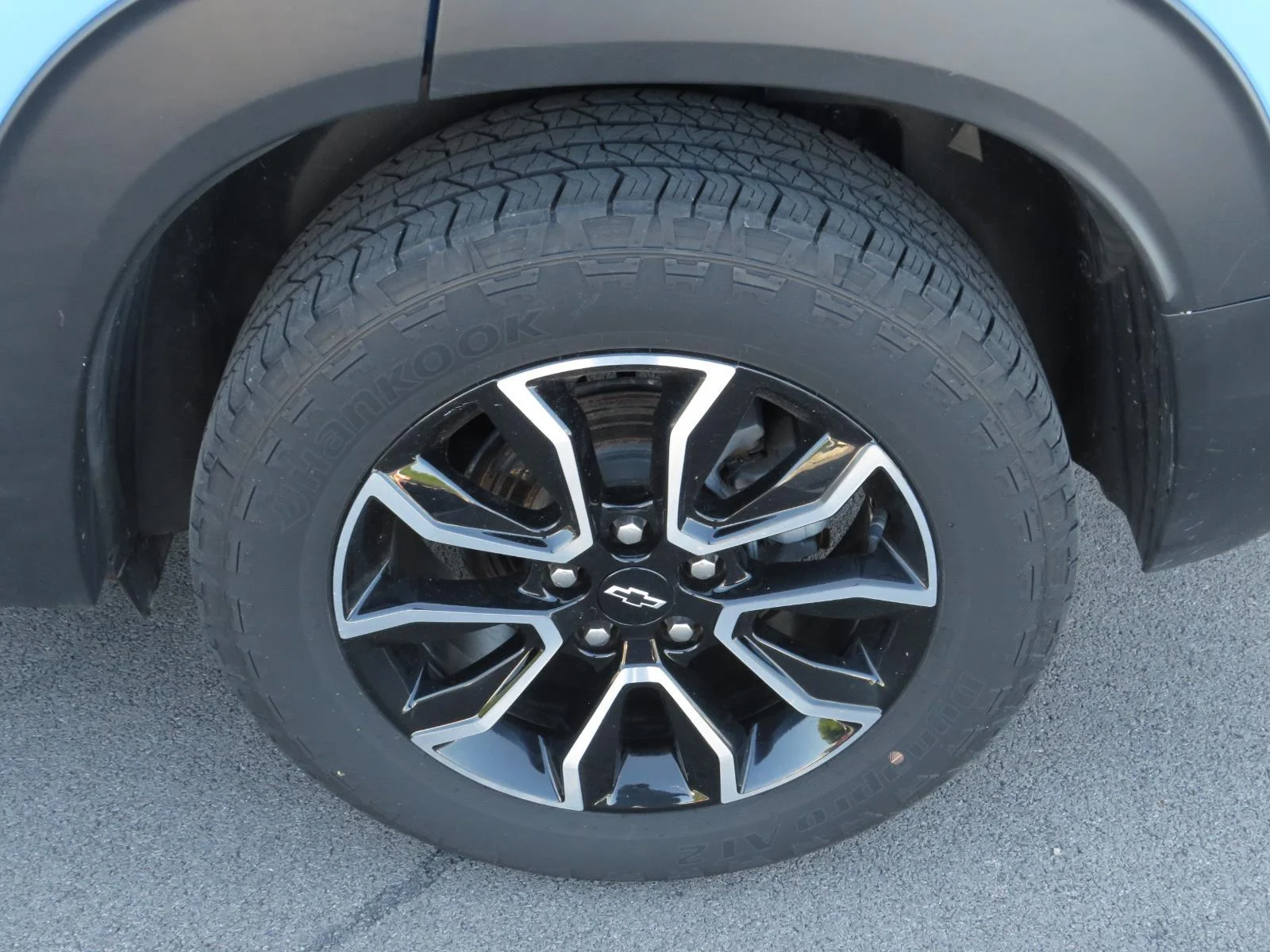 Used 2024 Fountain Blue Chevrolet ACTIV image 20