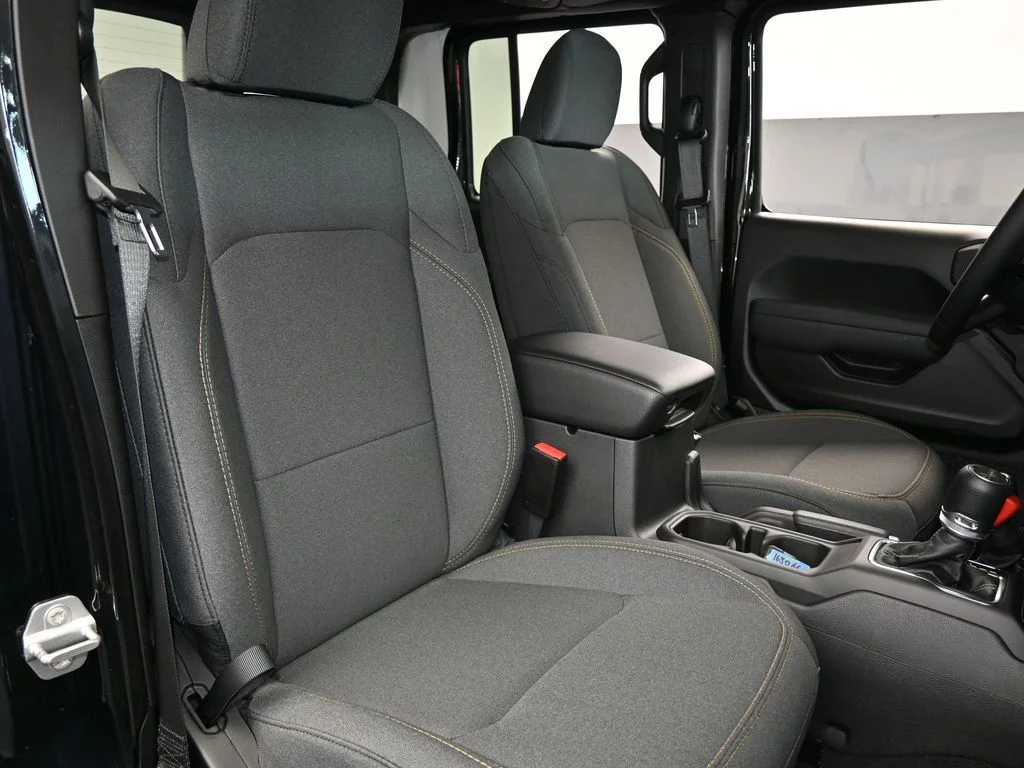 New 2026 Black Clear-Coat Exterior Paint Jeep Sport S image 34