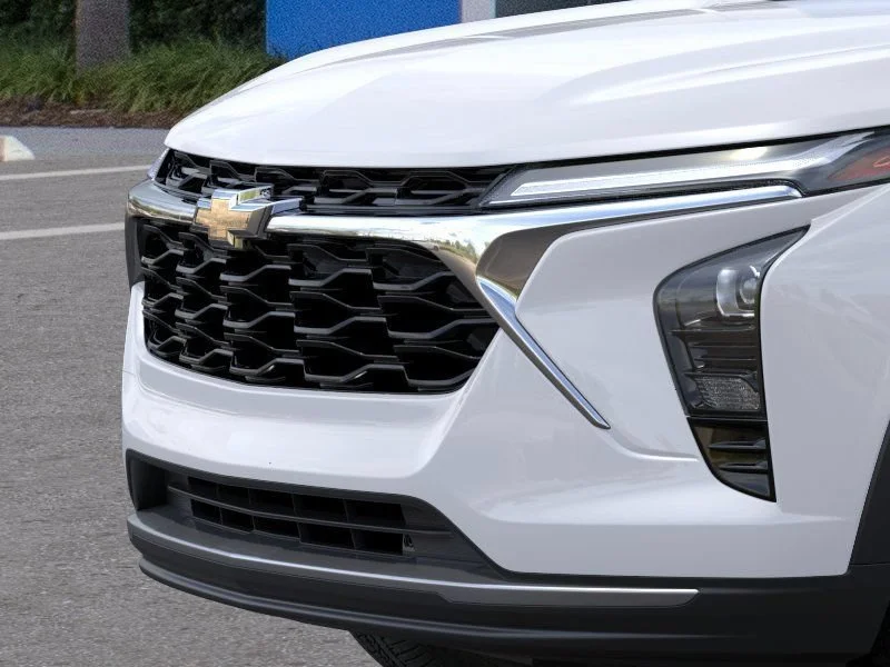 New 2026 Summit White Chevrolet LT image 23