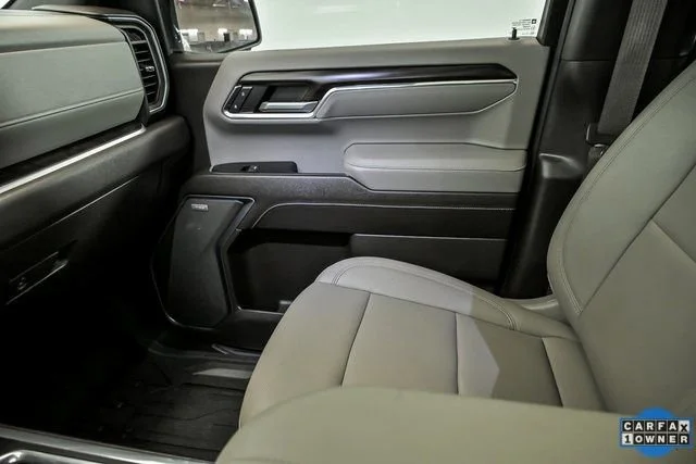 2023 GMC Sierra 1500 SLT - Photo 24