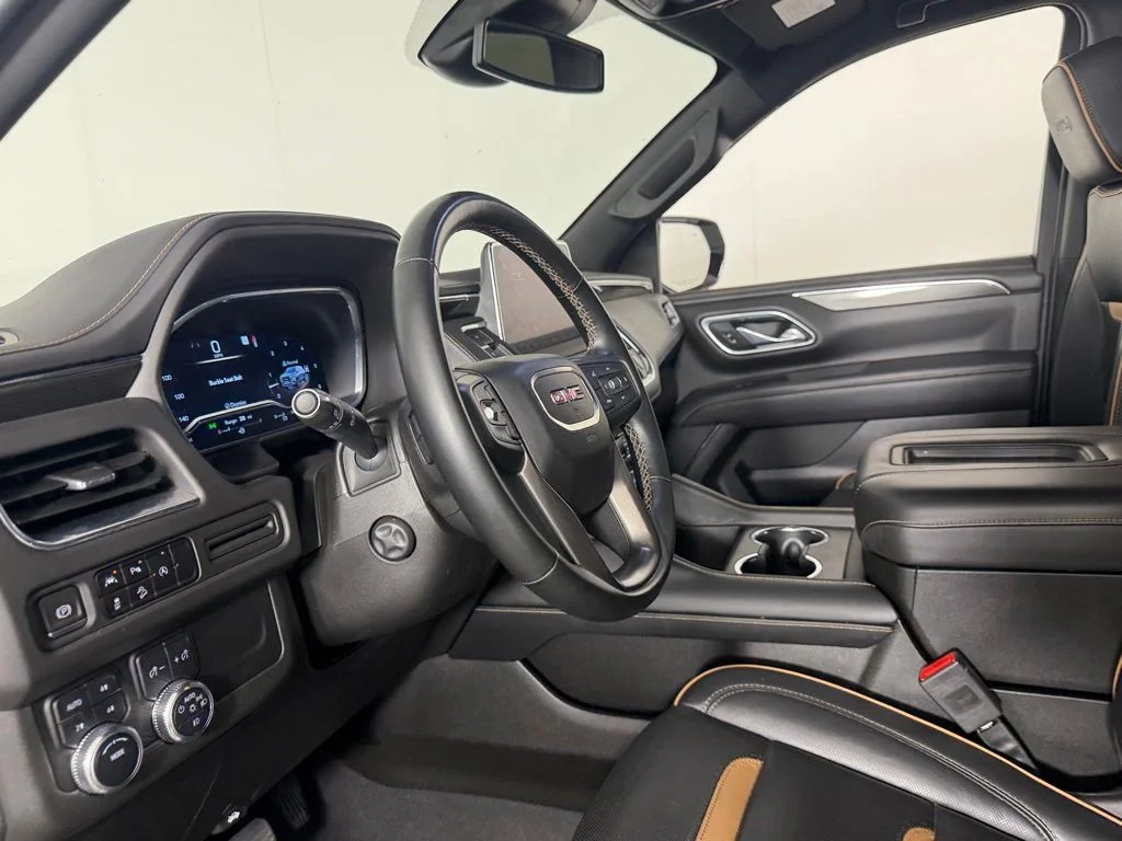 2023 GMC Yukon AT4 - Photo 22