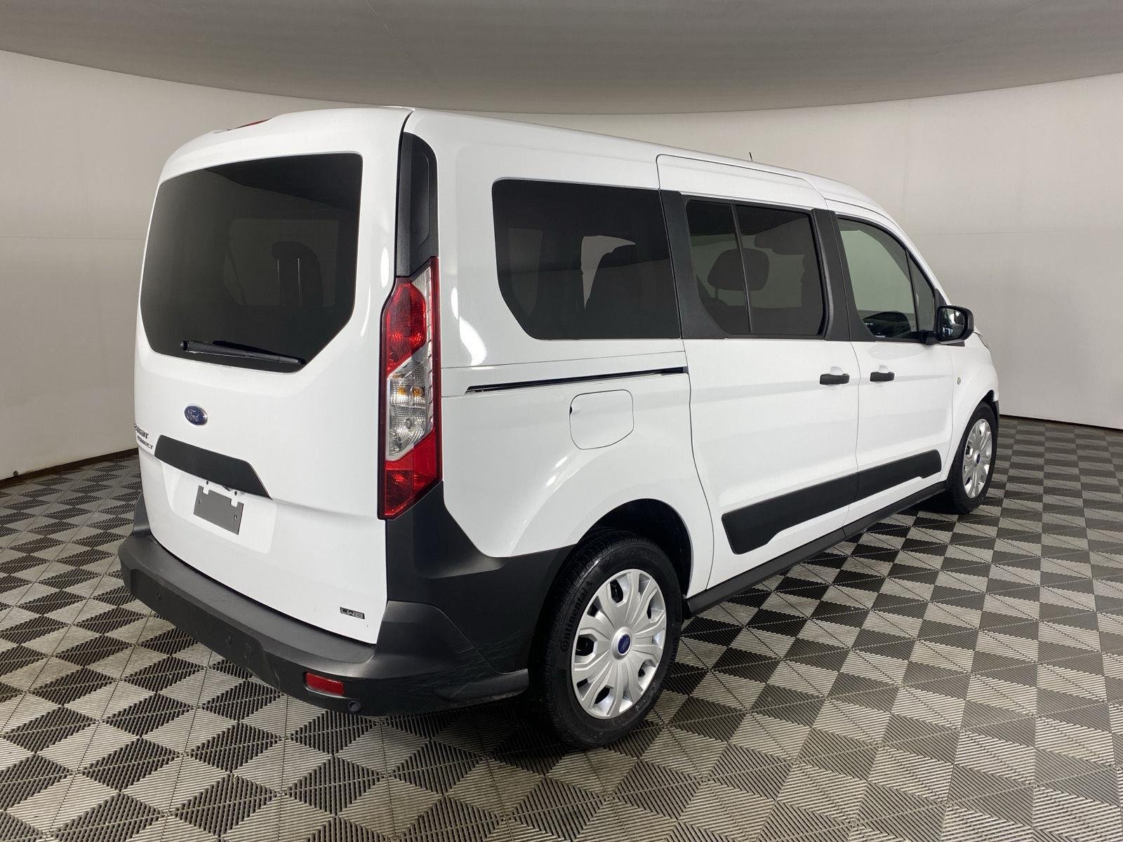 Used 2023 Frozen White Ford XL image 10
