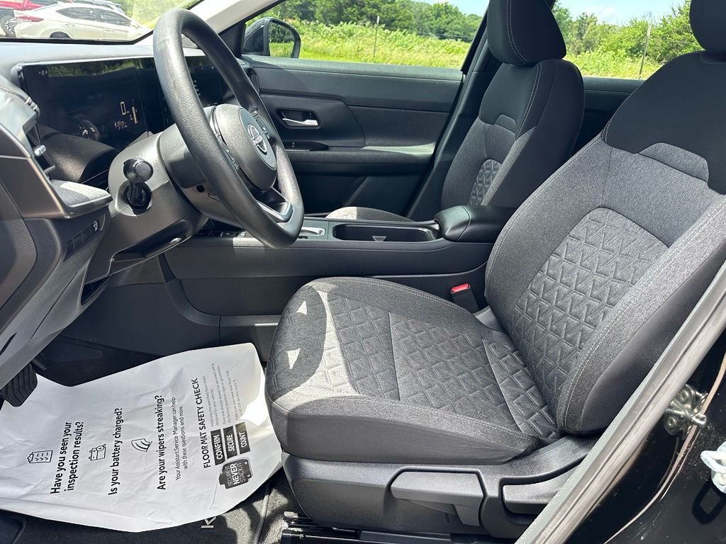 Used 2025 Black Nissan SV image 11
