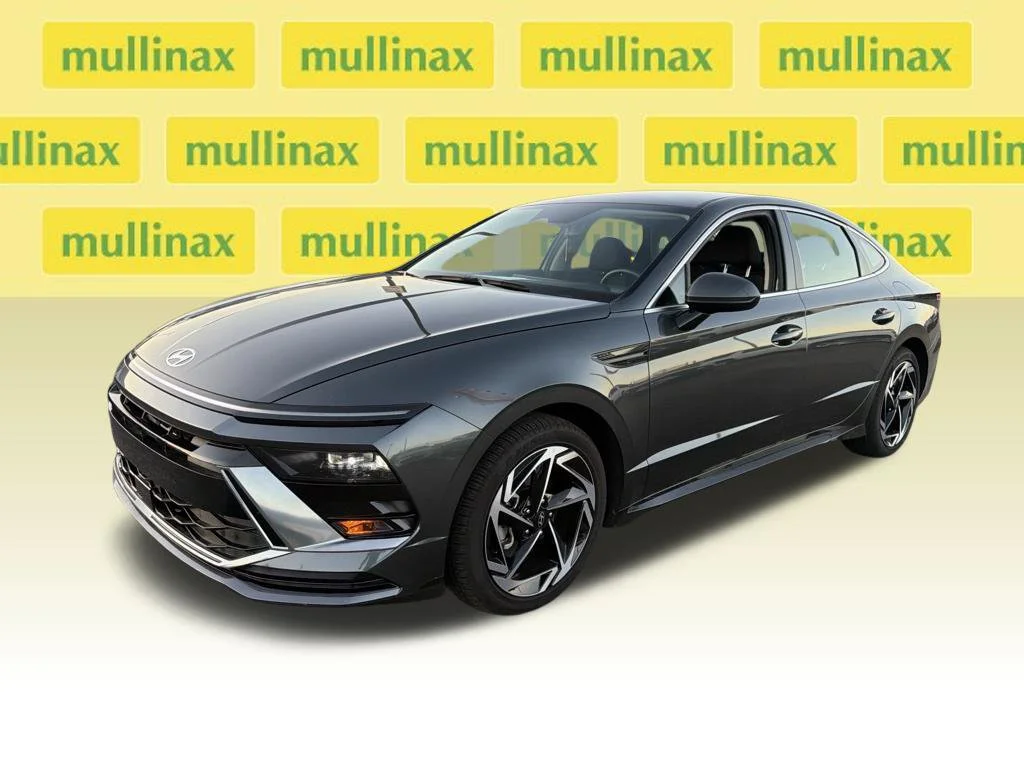 Used 2026 Gray Hyundai SEL Sport image 5