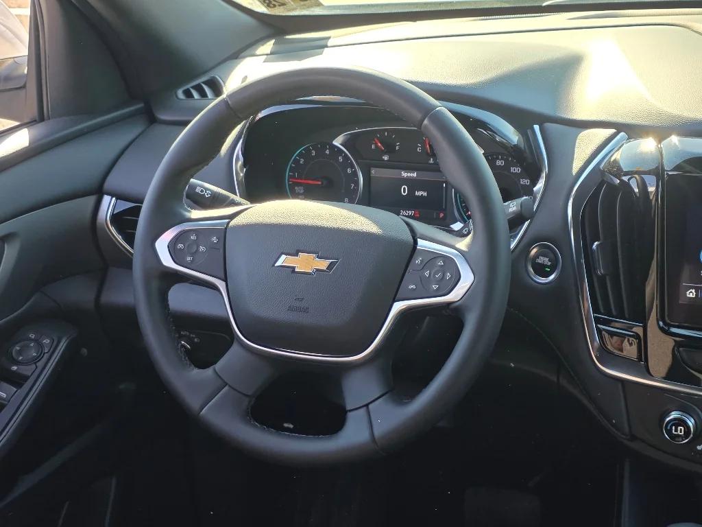 Used 2023 Summit White Chevrolet LT image 26