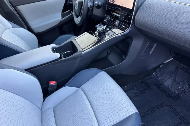 Certified Used 2023 Gray Subaru Limited image 18