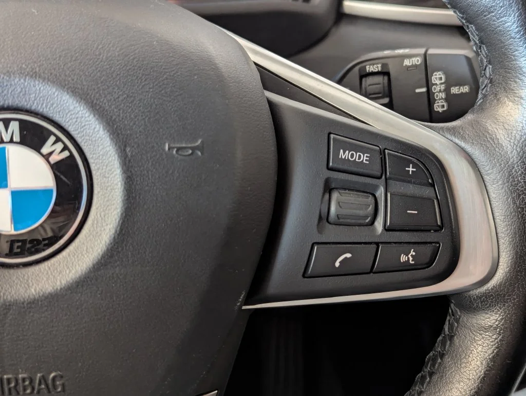 Certified Used 2018 White BMW xDrive28i image 39