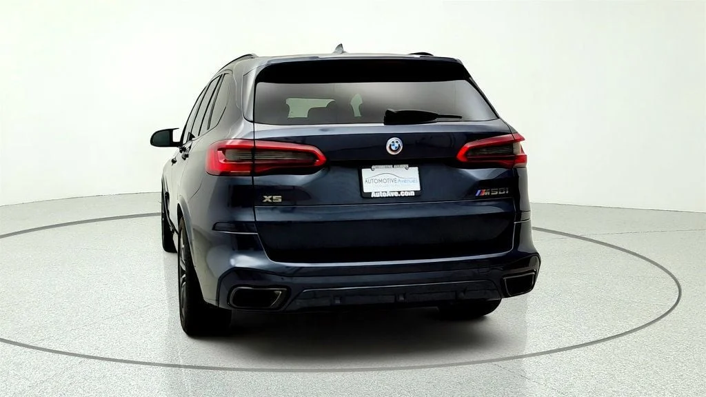 Used 2020 Arctic Grey Metallic BMW M50i w/ Driving Assist Pro, Luxury Seating & Premium Pkg image 6