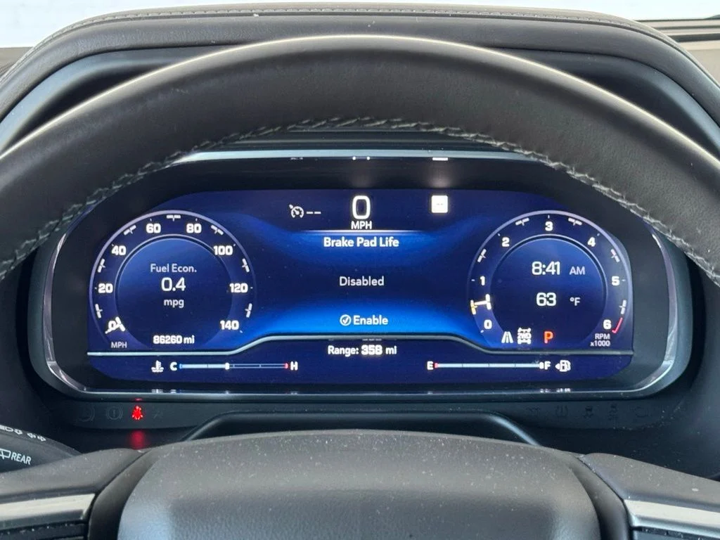 Used 2023 White Chevrolet Z71 image 32
