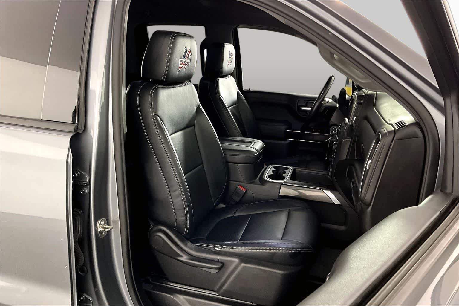 Used 2020 SATIN STEEL METALLIC Chevrolet Custom Trail Boss image 9