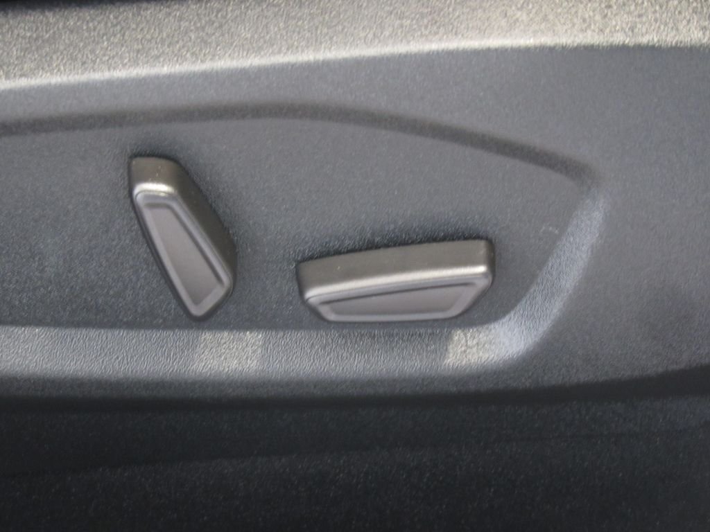 2022 Ford Edge ST - Photo 20