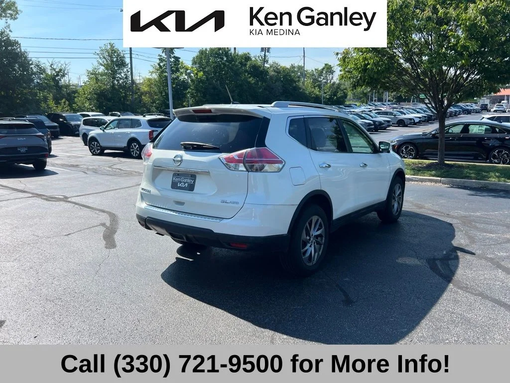Used 2015 White Nissan SL image 5