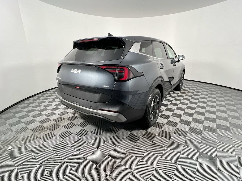 New 2026 Gravity Gray Kia LX image 3
