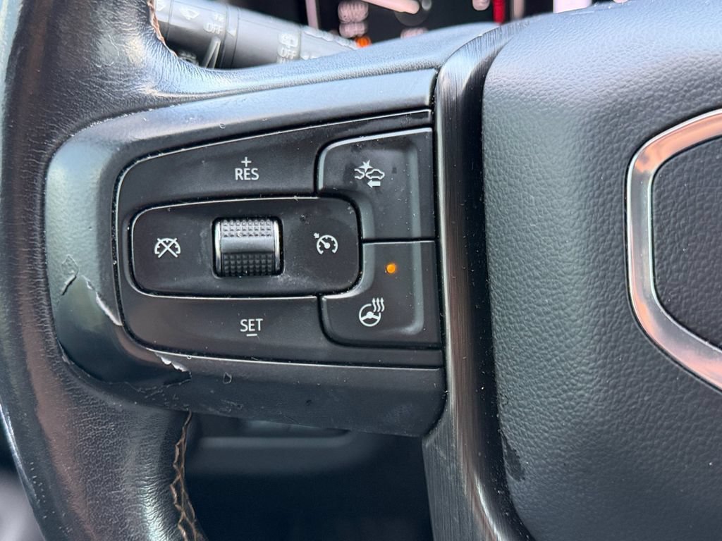 Used 2021 SUMMIT WHITE GMC AT4 image 18