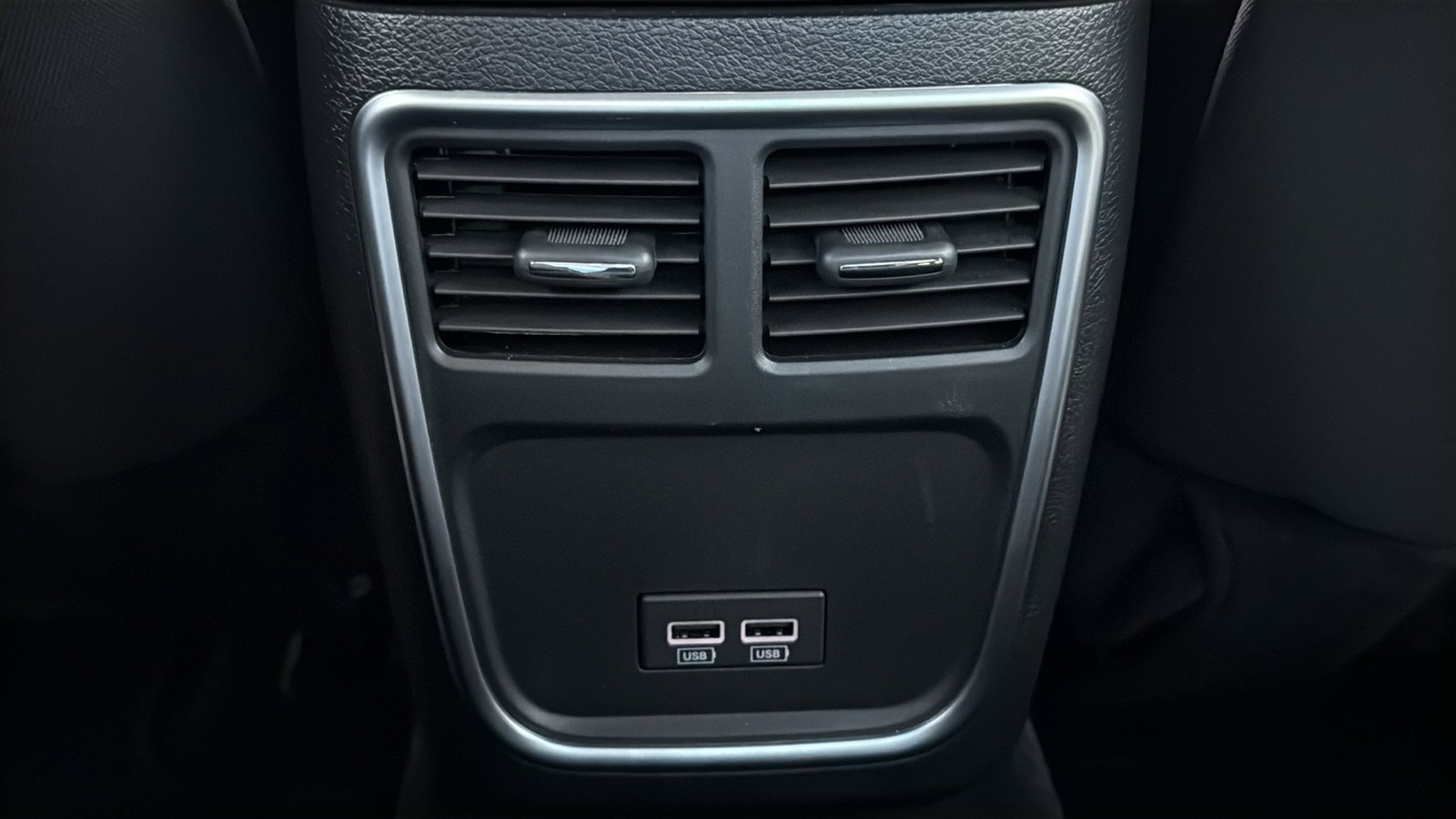 Certified Used 2023 White Knuckle Clearcoat Dodge SXT image 27