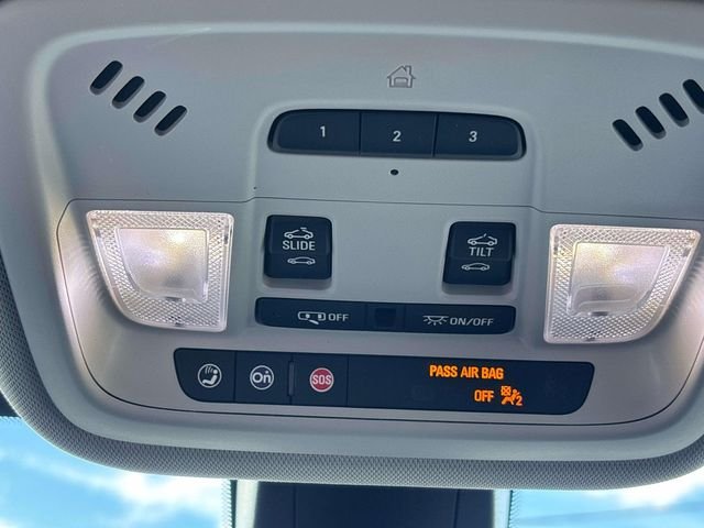 Used 2020 Black Chevrolet Premier image 33