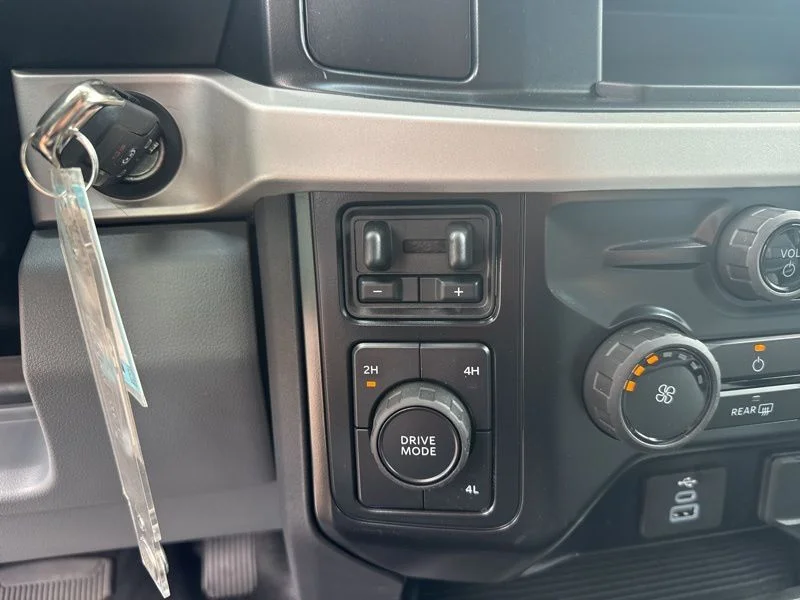 2026 Ford F-450 Super Duty Chassis Cab XL - Photo 30