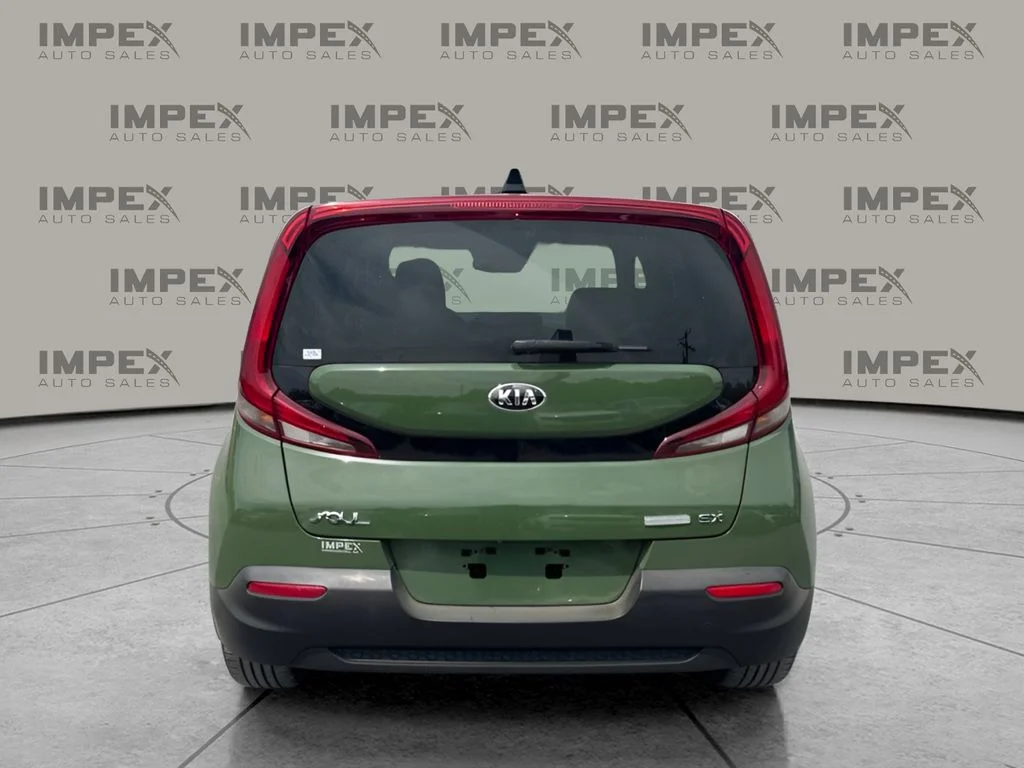 Used 2020 Green Kia EX image 4