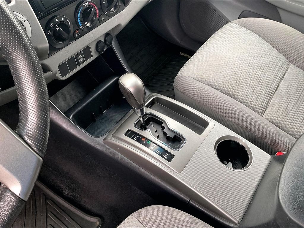 Used 2012 Silver Toyota Base image 20
