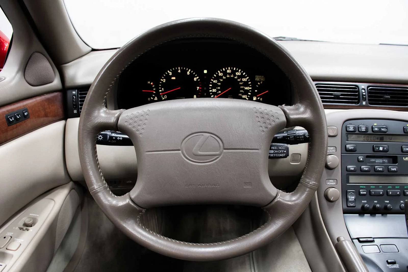 Used 1992 GARNET PEARL Lexus  image 18