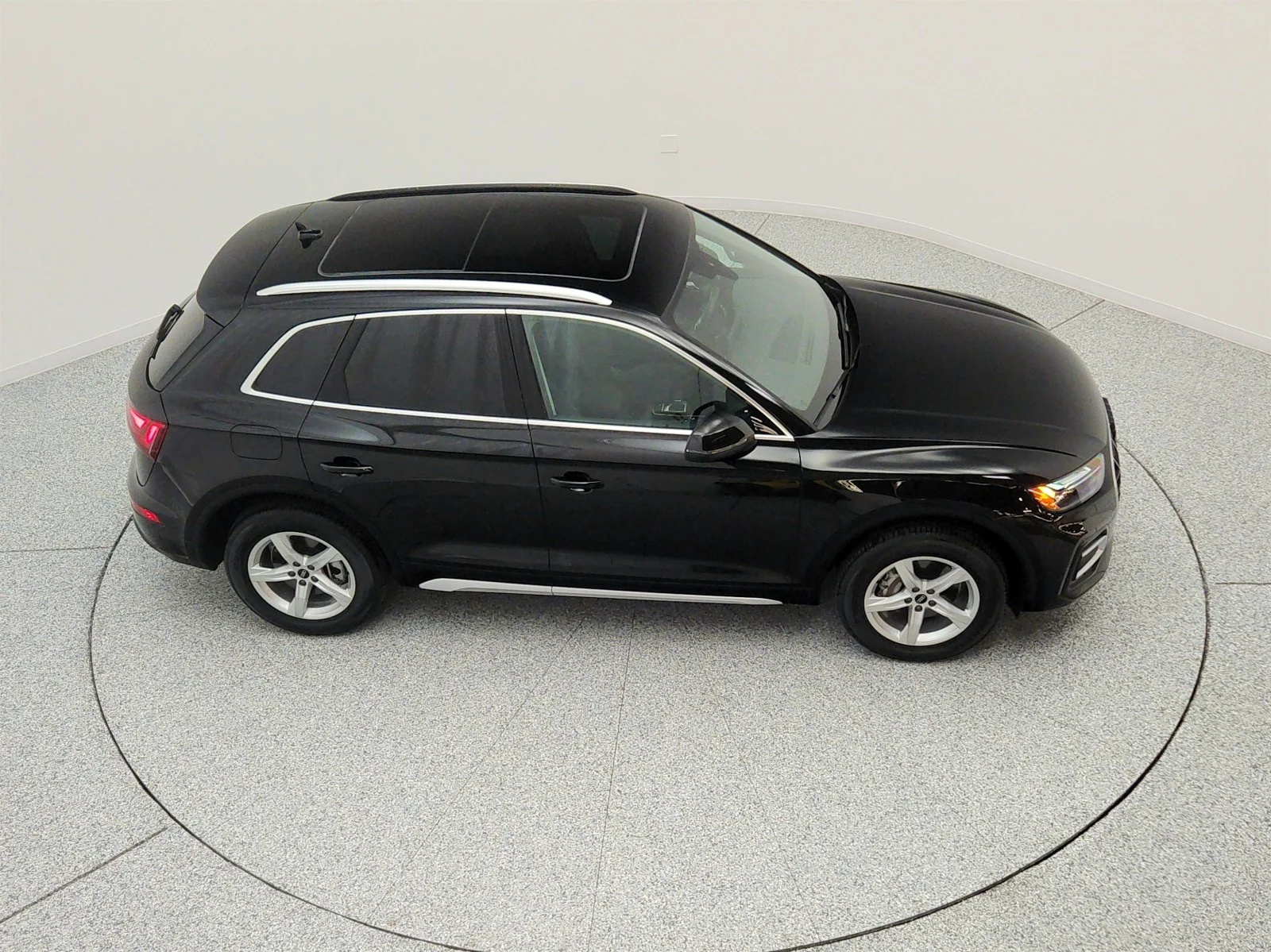 Used 2023 Mythos Black Metallic Audi Premium 40 TFSI quattro image 25