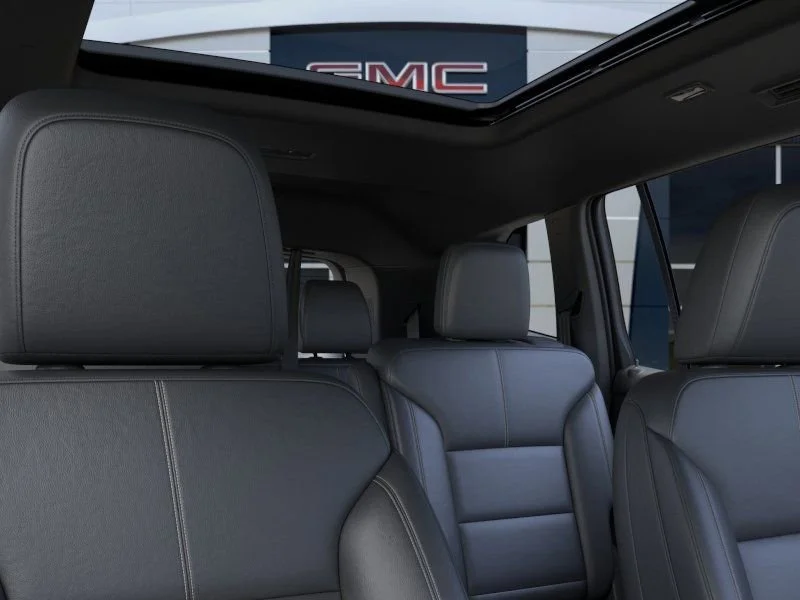 New 2026 Glacier White Tricoat GMC Elevation image 24