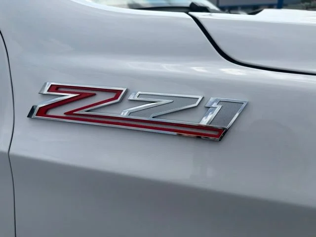 New 2026 Summit White Chevrolet Z71 image 17