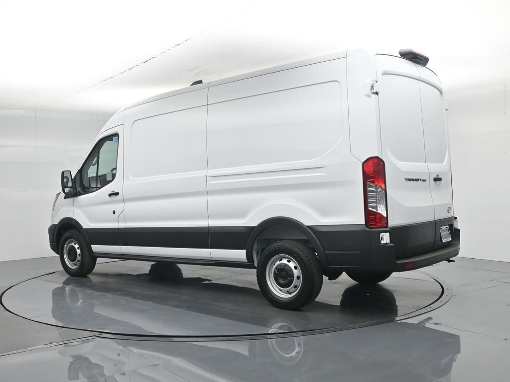 New 2026 Oxford White Ford Base image 6