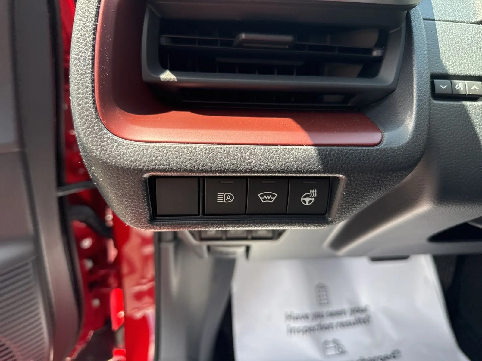 2025 Toyota Prius XSE Premium - Photo 14