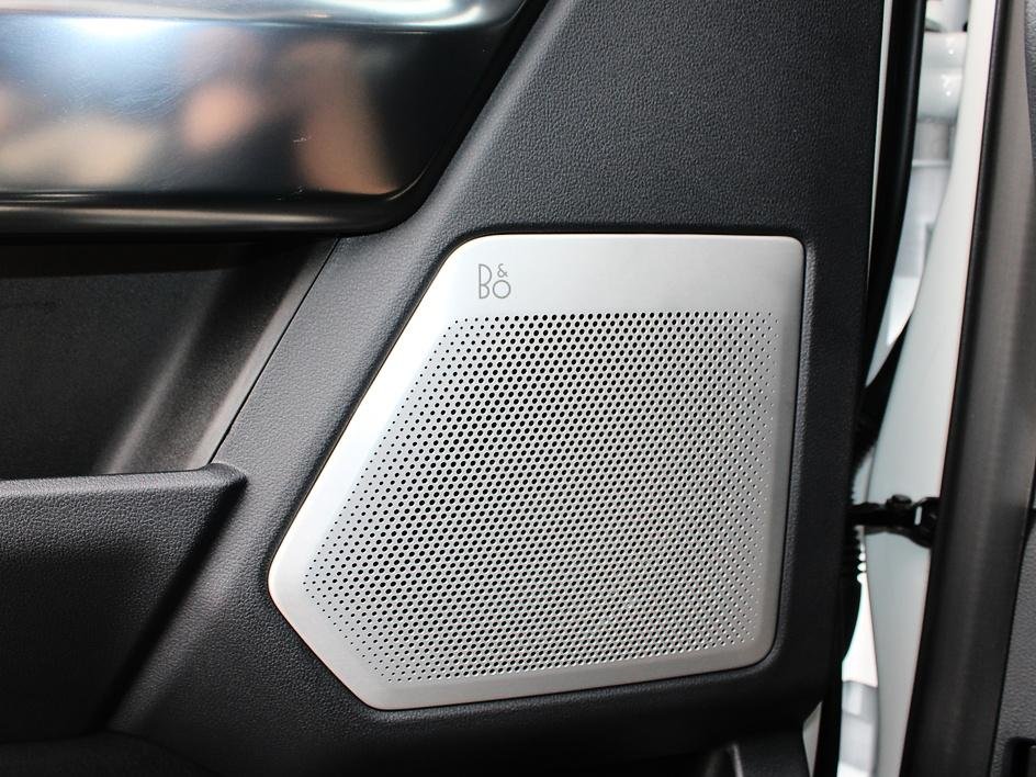 Used 2026 White Ford Platinum image 46
