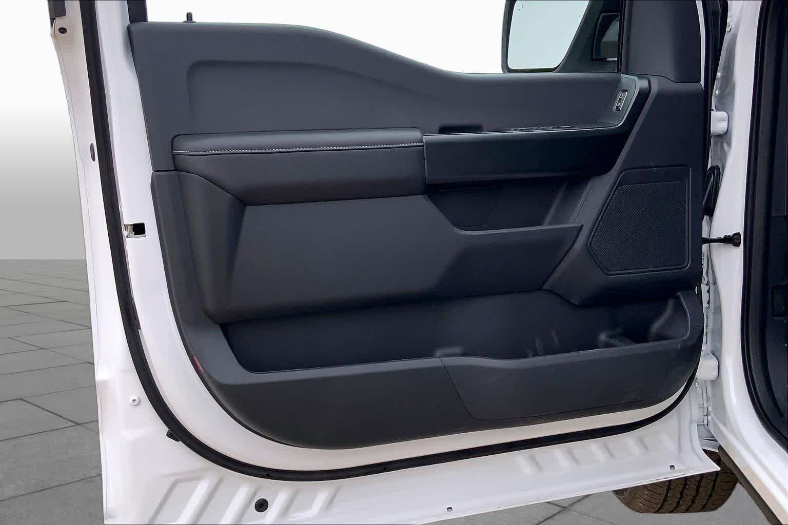 New 2026 Oxford White Ford STX® image 10