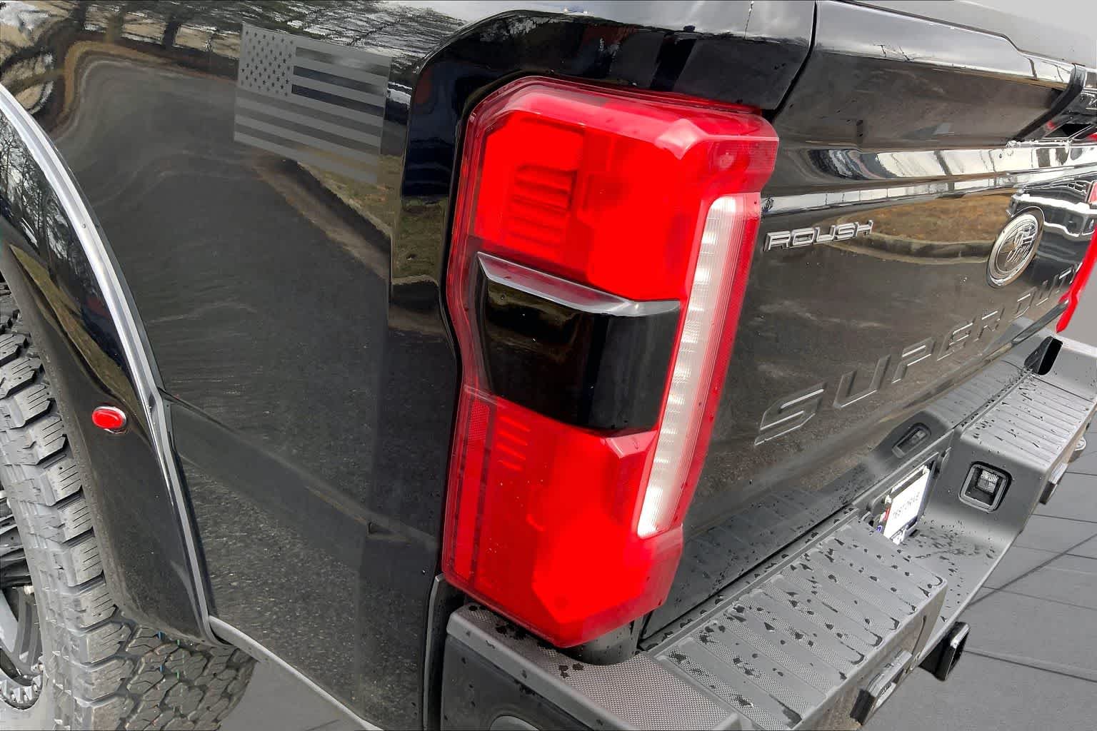 New 2026 Agate Black Metallic Ford F-250® Lariat® image 14