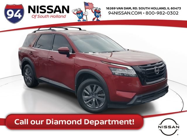 2022 Nissan Pathfinder SV