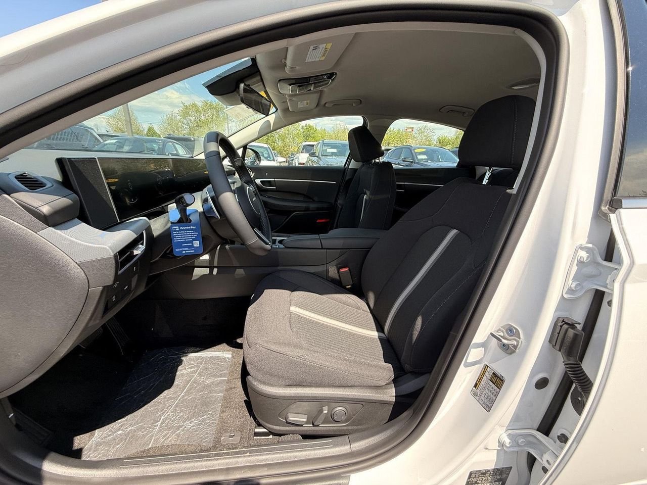 2026 Hyundai Sonata SEL - Photo 12