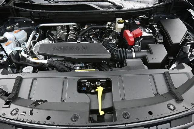 New 2027 Black Nissan SV image 30